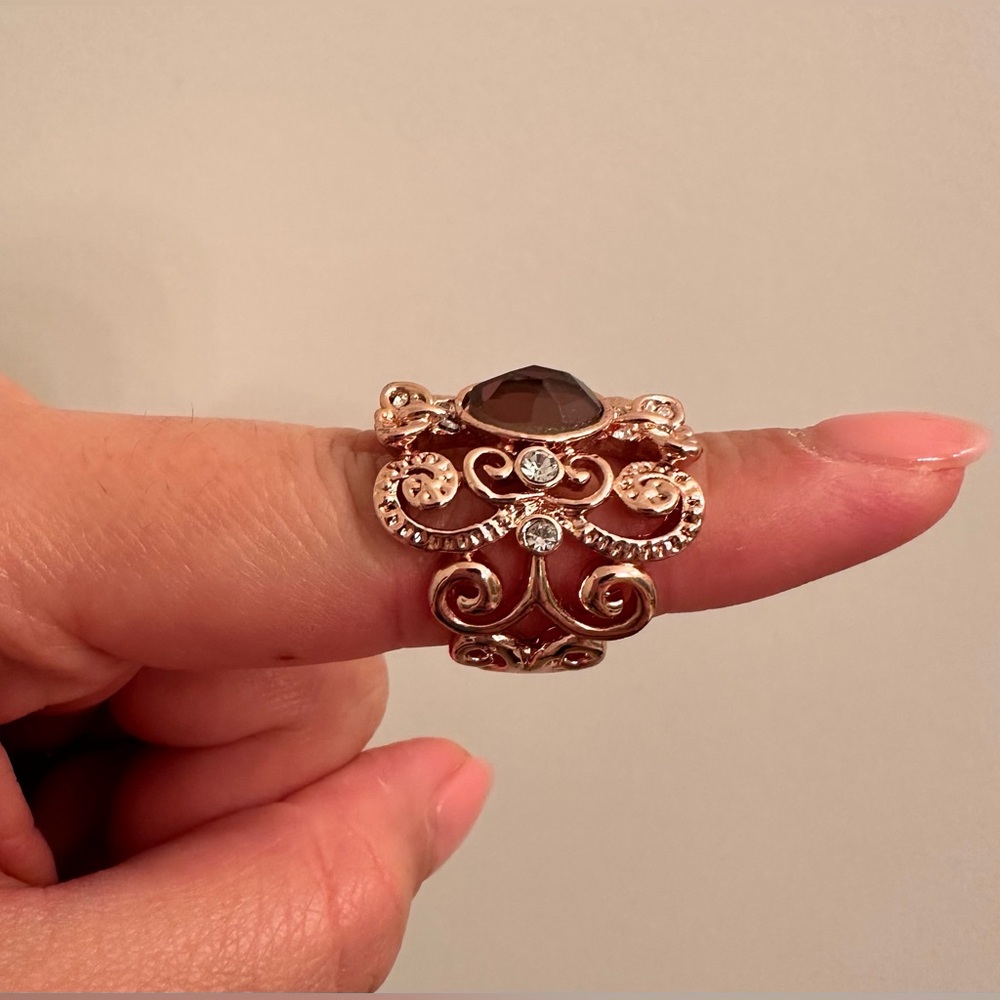 Ring - Picture 2 of 2